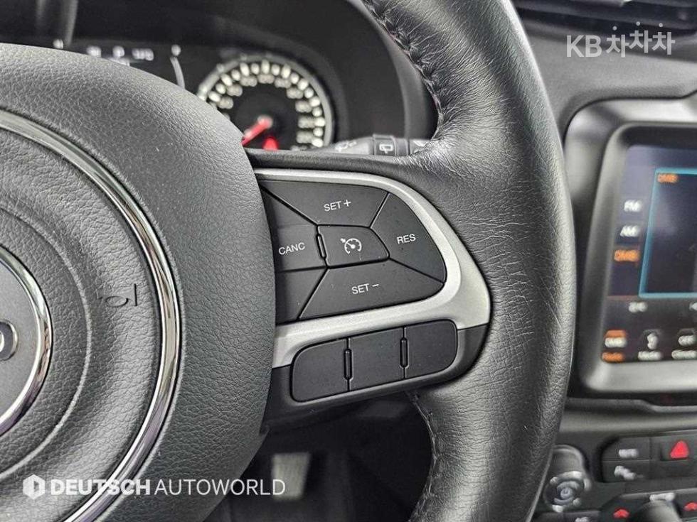 2018 - jeep renegade