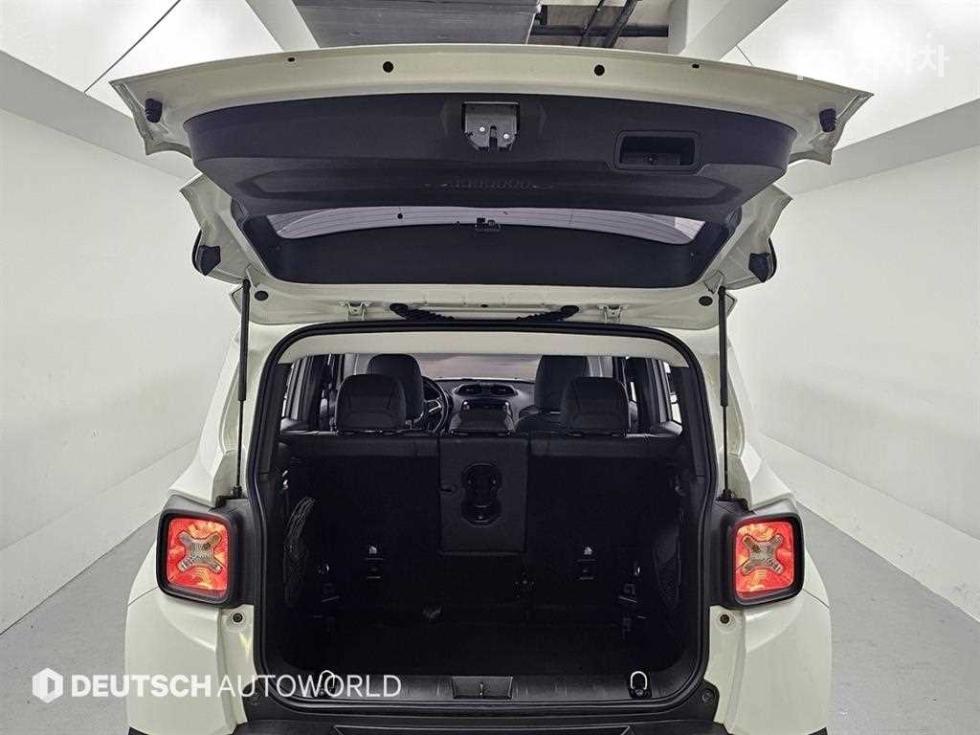 2018 - jeep renegade
