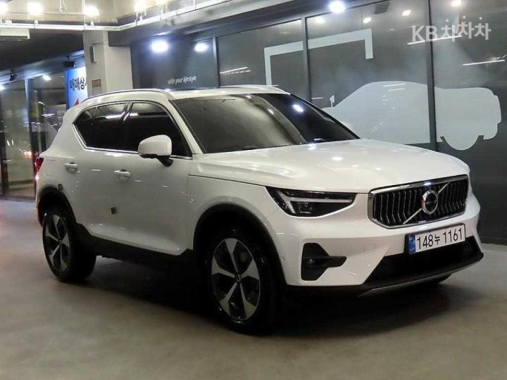 Volvo XC40 B4 AWD Ultimate Bright 3
