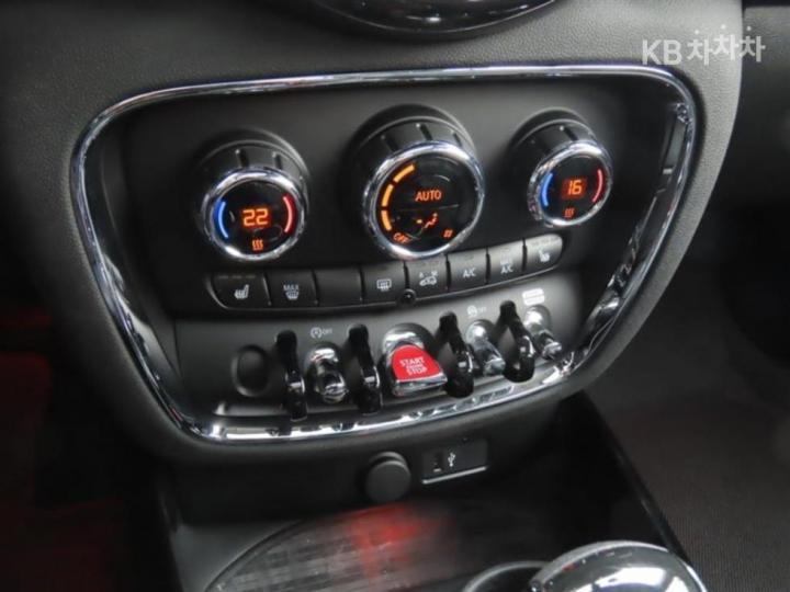 Mini Clubman 1.5 Cooper Classic Base Type 9