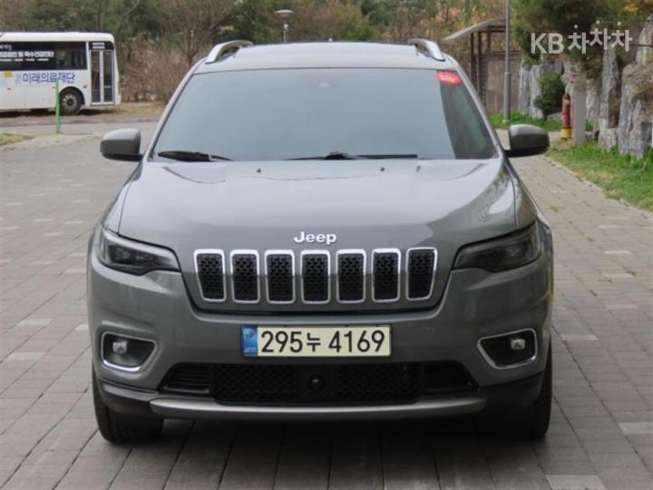 Jeep Cherokee KL 2.4 Gasoline FWD Limited 2