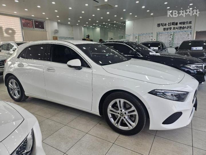 Mercedes-Benz A-Class W177 A220 Hatchback Base Type 4