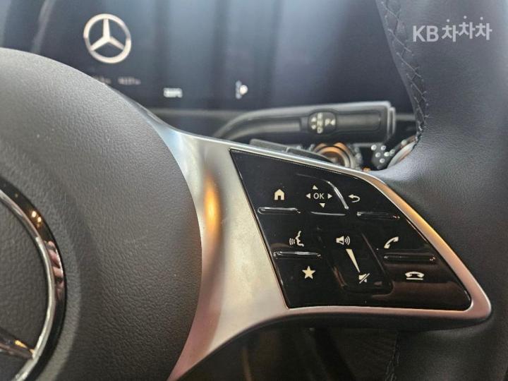 Mercedes-Benz A-Class W177 A220 Hatchback Base Type 9