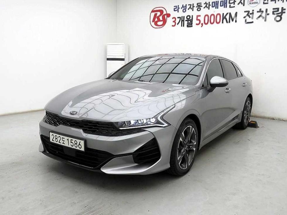 2021 - kia k5