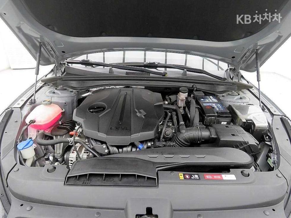 2021 - kia k5