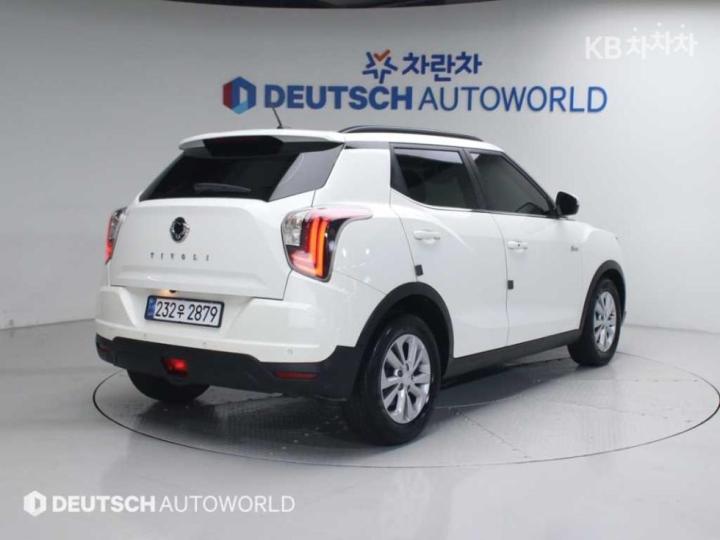 KG Mobility (Ssangyong) Tivoli Gasoline V3 2WD Base Type 3