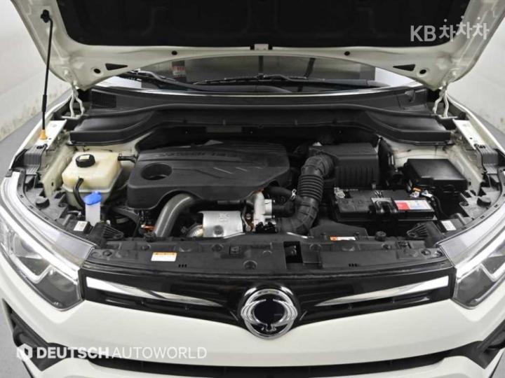 KG Mobility (Ssangyong) Tivoli Gasoline V3 2WD Base Type 7