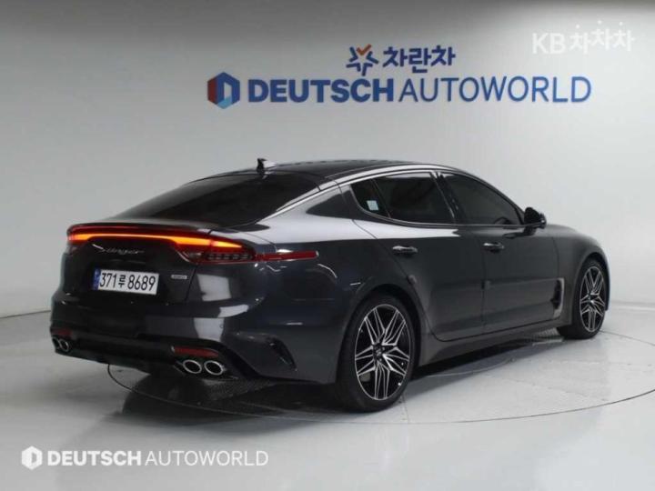 Kia Stinger Meister 2.5 Gasoline Turbo 4WD Masters 3