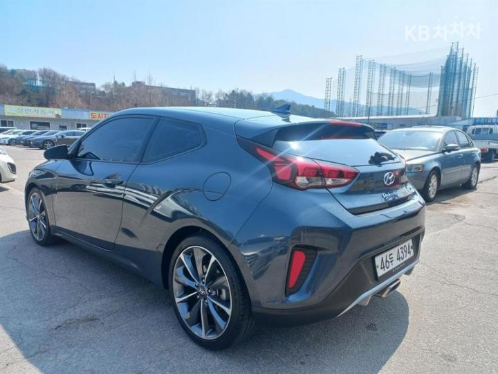 Hyundai Veloster JS 1.4 T-GDi Modern Core 9