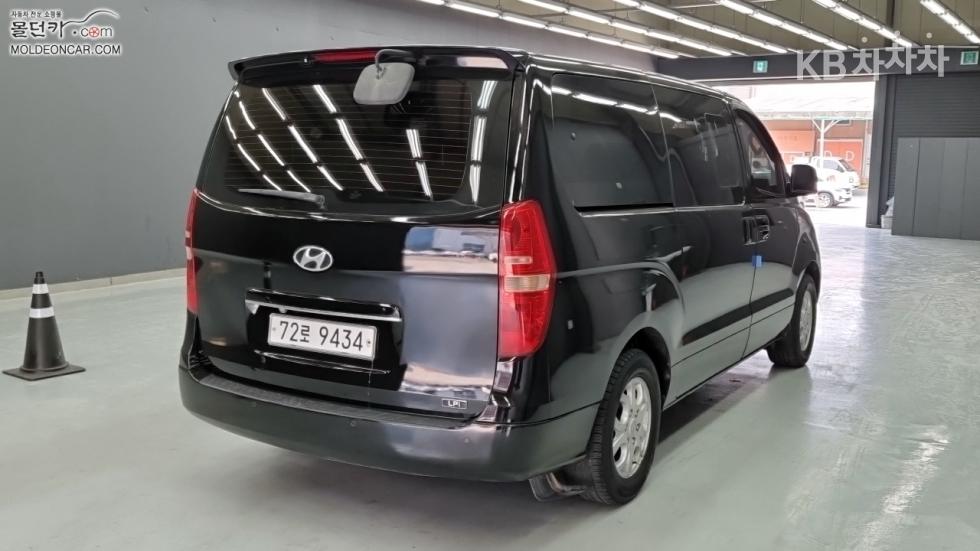 Hyundai Starex — miniaturë 2