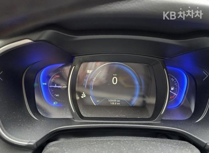 Renault QM6 2.0 LPe 2WD RE Signature 4