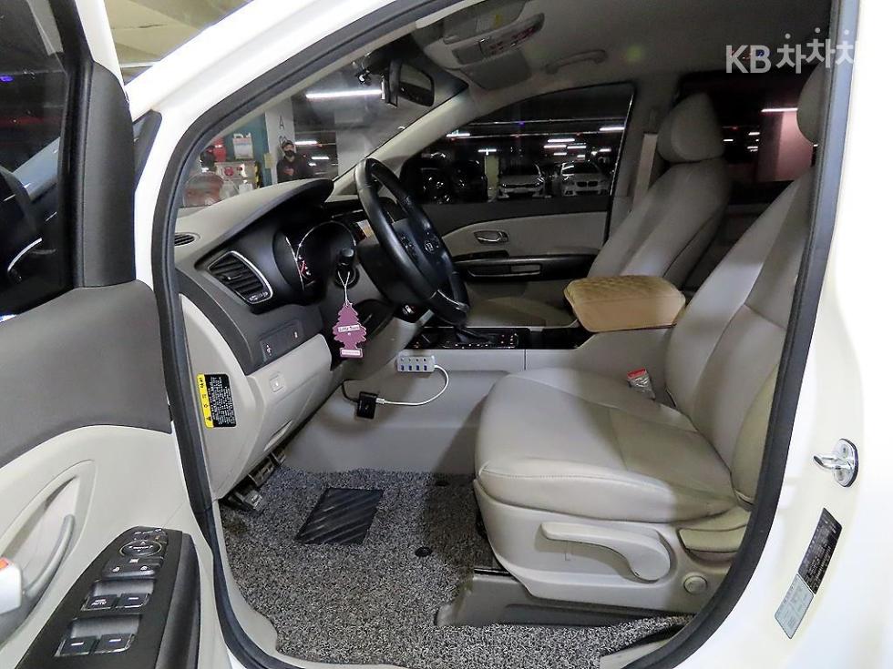 2016 - kia carnival