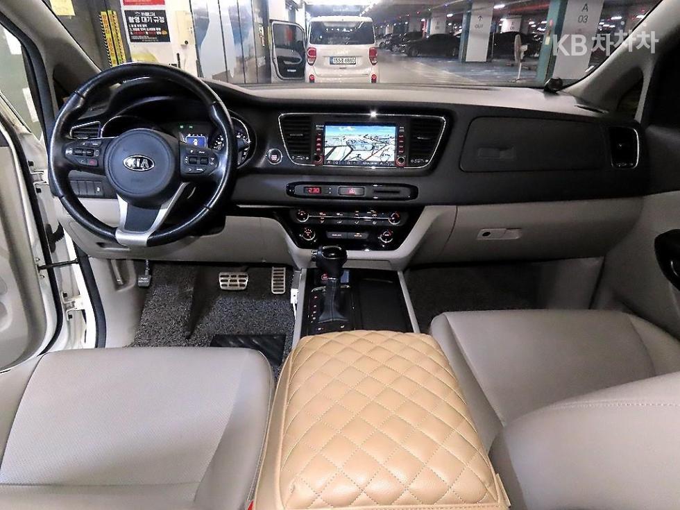 2016 - kia carnival
