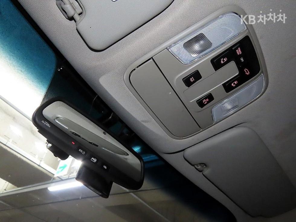 2016 - kia carnival