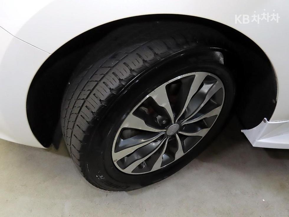 2016 - kia carnival