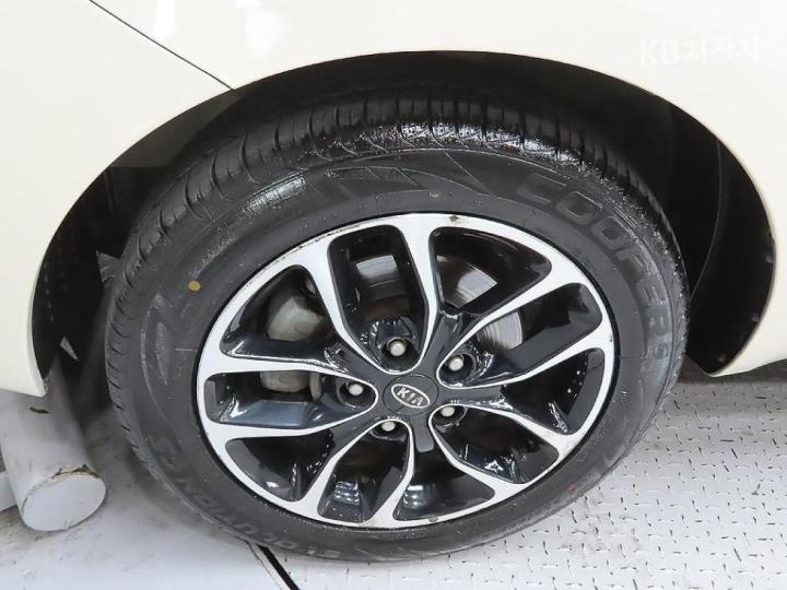 Kia Soul 1.6 2U Safety 6