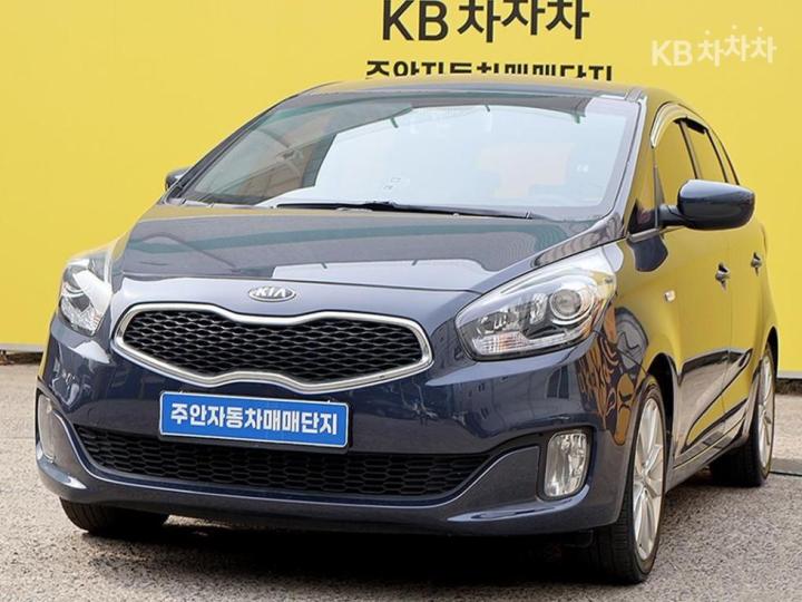 Kia Carens 2.0 LPi Luxury 3