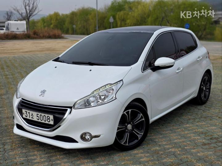 Peugeot 208 1.6 e-HDi 5 Duo ECO