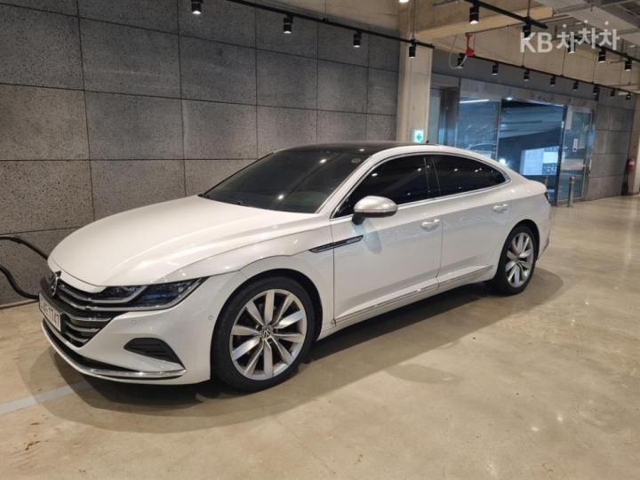 Volkswagen Arteon 2.0 TDI Elegance Prestige 3