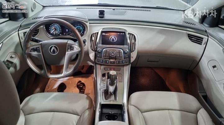 Chevrolet Alpheon EL240 Deluxe 8