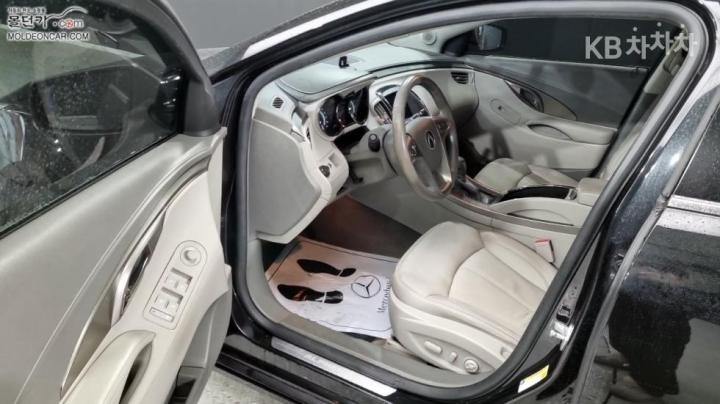 Chevrolet Alpheon EL240 Deluxe 10