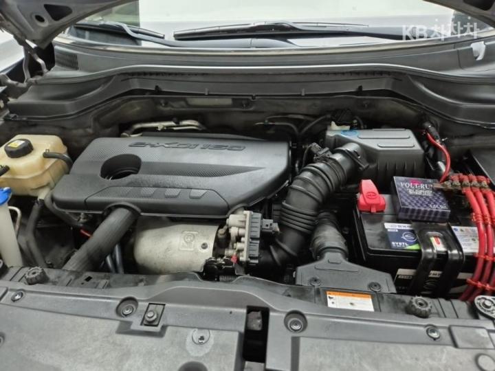 KG Mobility (Ssangyong) Tivoli Air 4WD RX 6