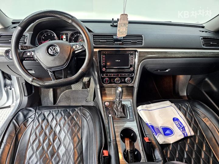 Volkswagen Passat 2.0 TSI 6