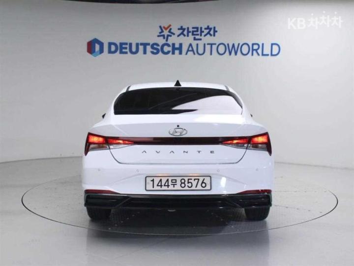 Hyundai Avante CN7 1.6 Gasoline Modern 5