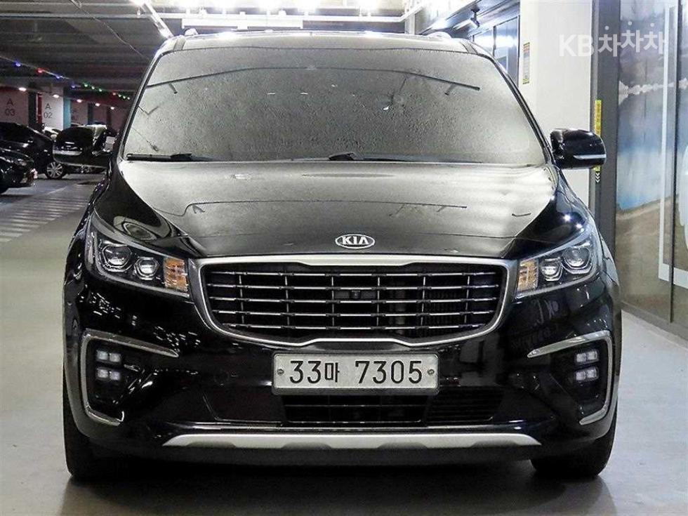 2019 - kia carnival
