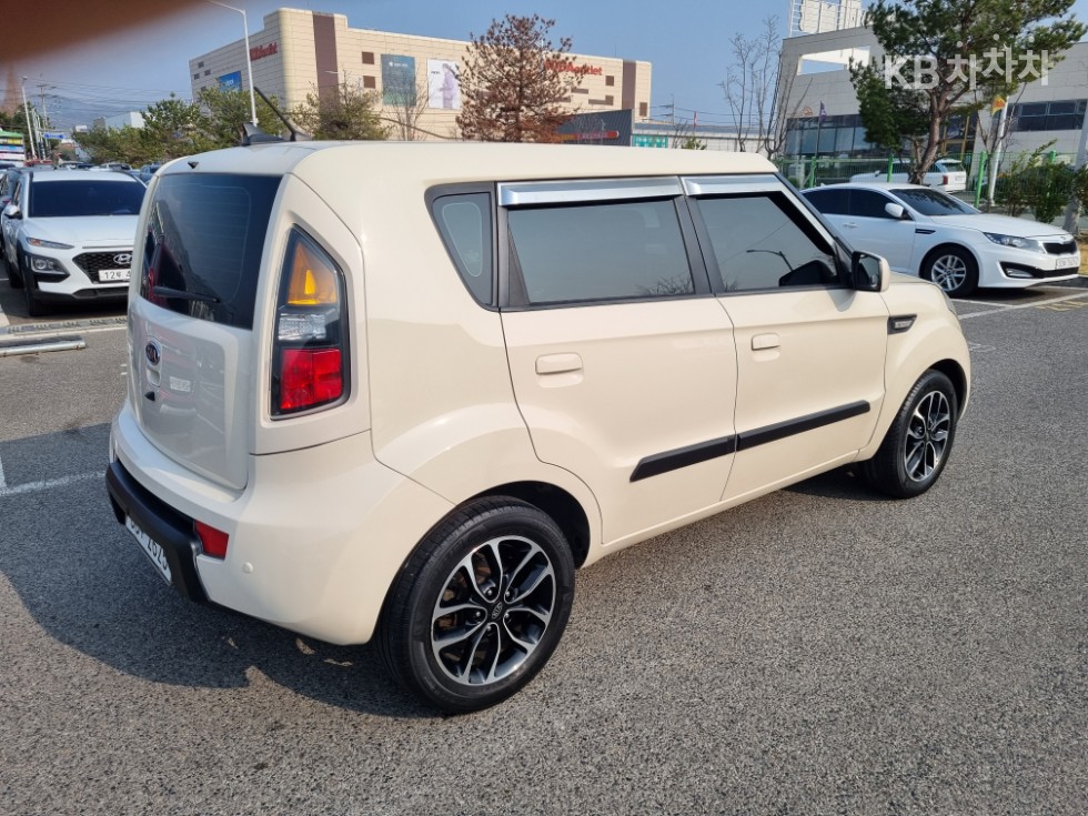 2010 - kia soul