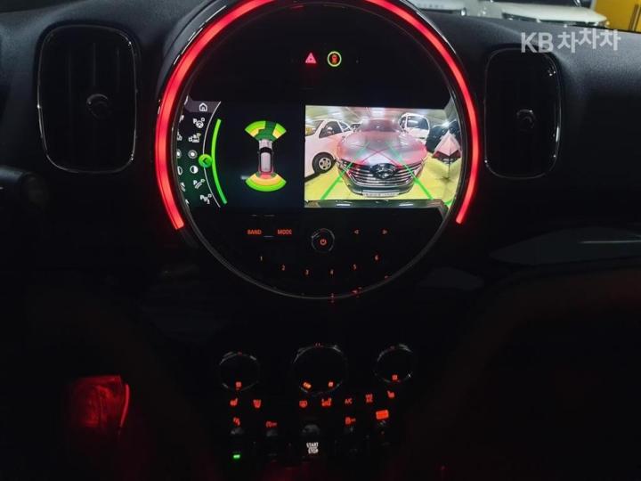 Mini Countryman F60 2.0 Cooper S All4 Base Type 8