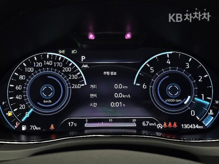 Genesis GV70 Diesel 2.2 2WD 9