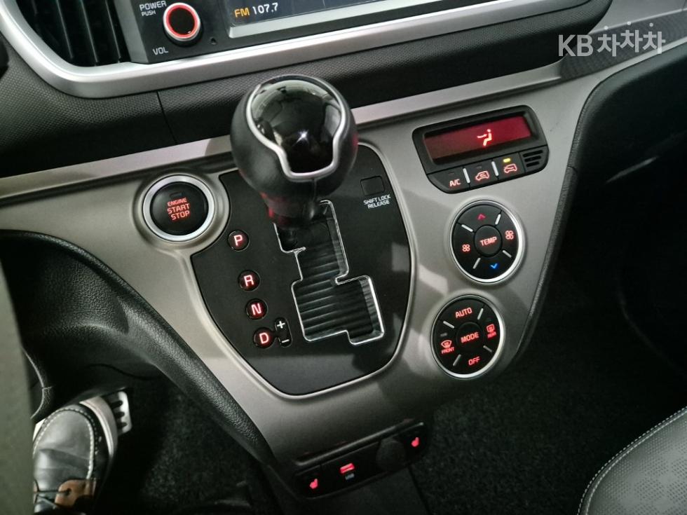 2021 - kia ray