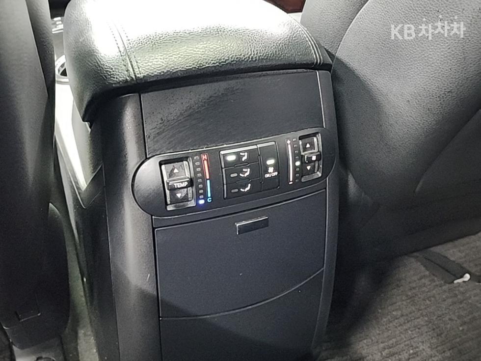 2012 - kia mohave