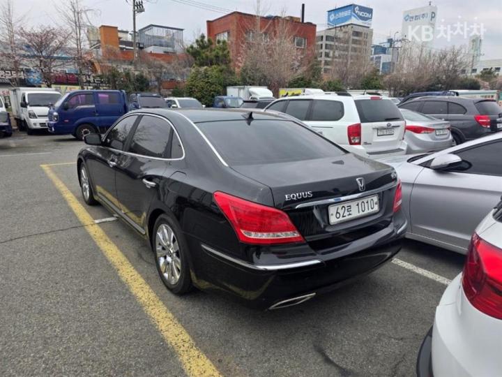 Hyundai Equus New VS380 Prestige 4