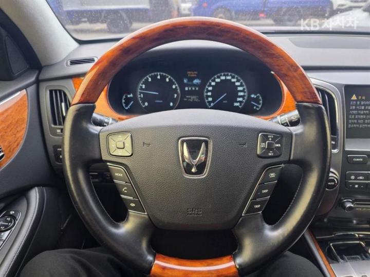 Hyundai Equus New VS380 Prestige 6