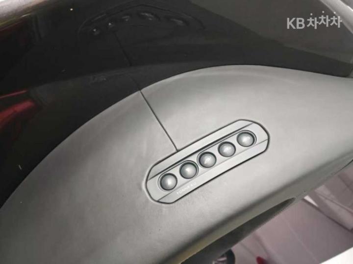 Mclaren 570S 3.8 Spider Base Type 9