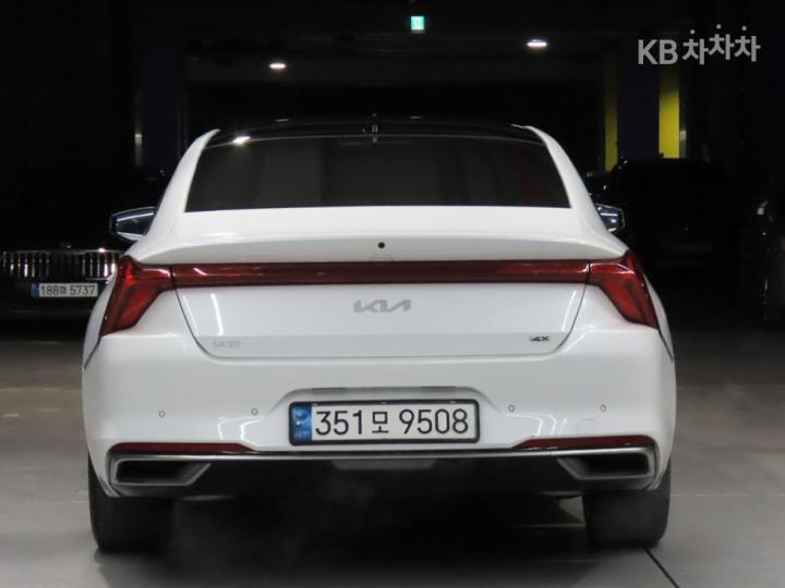 Kia Stonic Gasoline 1.4 MPI Prestige 4