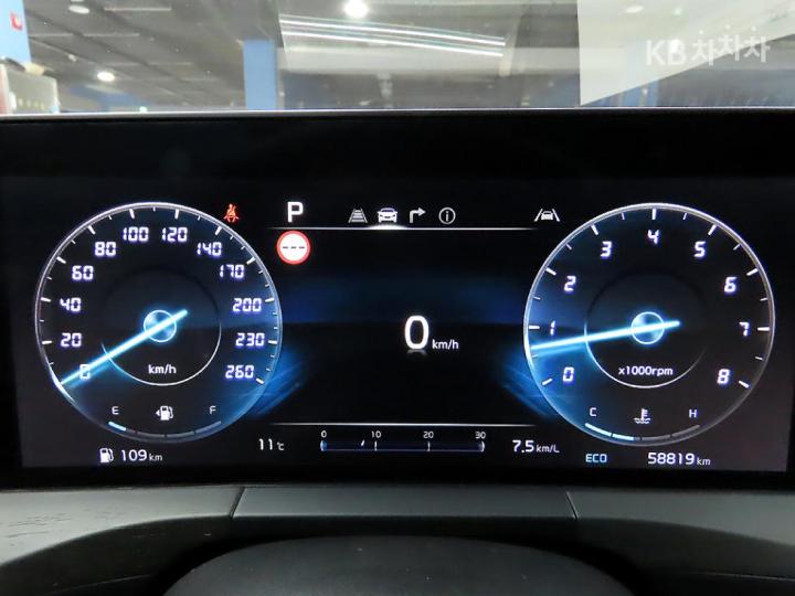 Kia Stonic Gasoline 1.4 MPI Prestige 10