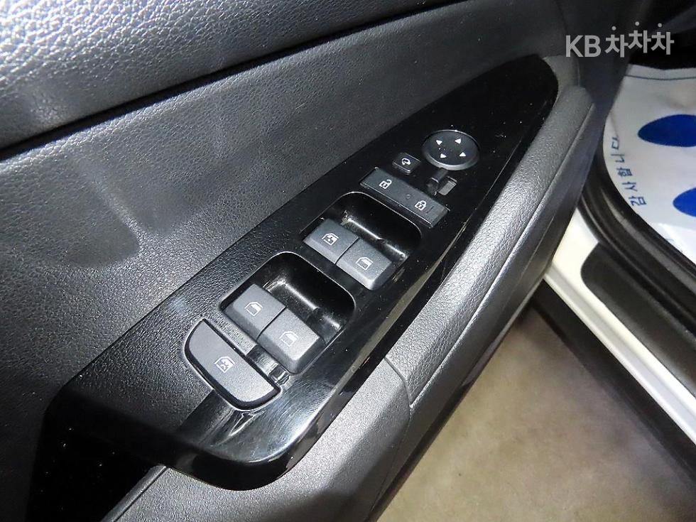 2024 - kia sportage