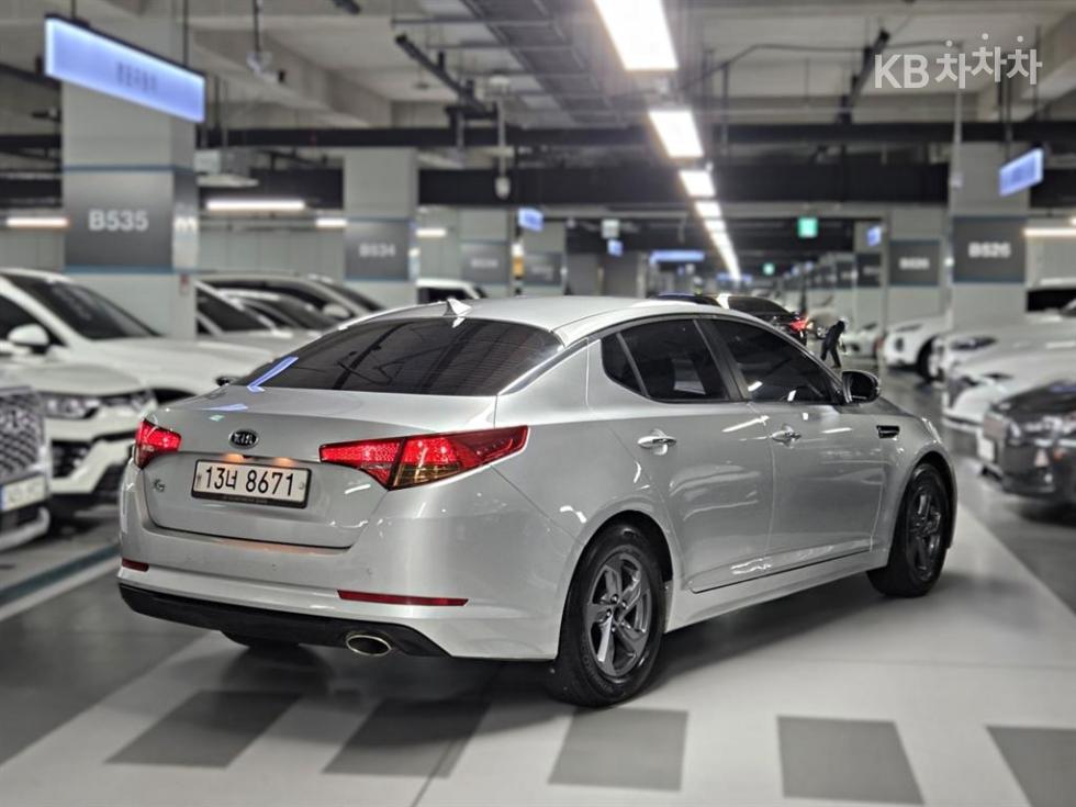2011 - kia k5