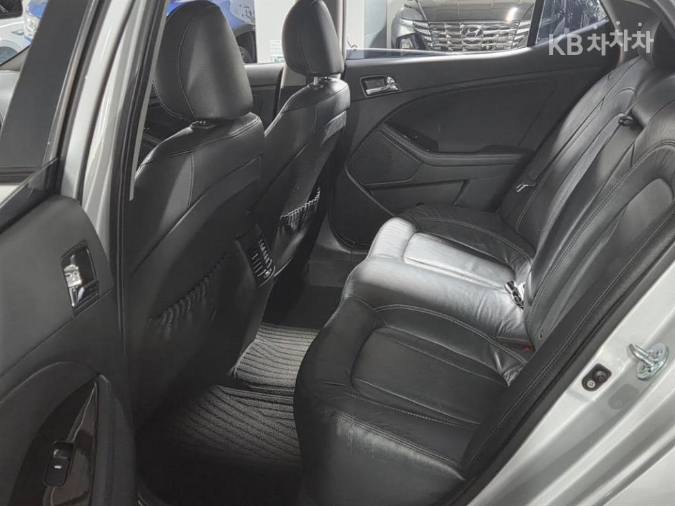 2011 - kia k5