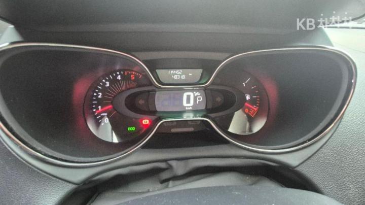 Renault QM3 RE Signature 6