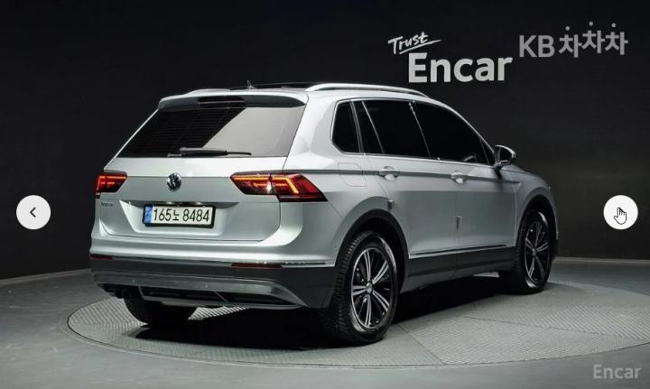 Volkswagen Tiguan 2.0 TDI Premium 5