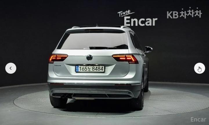 Volkswagen Tiguan 2.0 TDI Premium 4