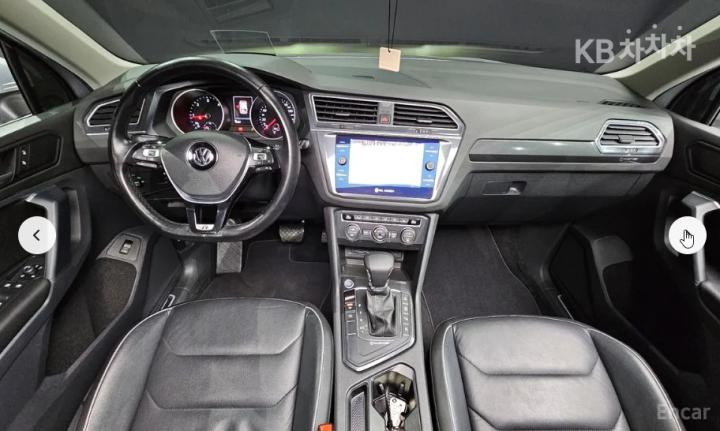 Volkswagen Tiguan 2.0 TDI Premium 8