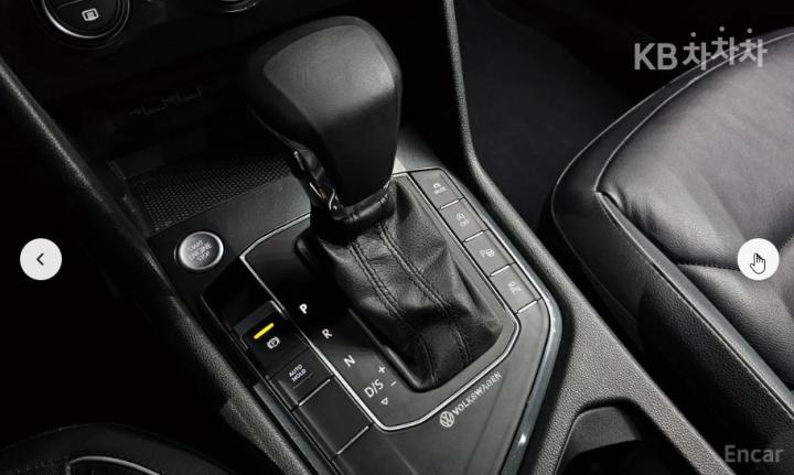 Volkswagen Tiguan 2.0 TDI Premium 10