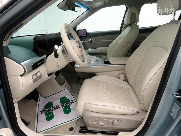 Genesis GV60 Standard AWD Base Type 8