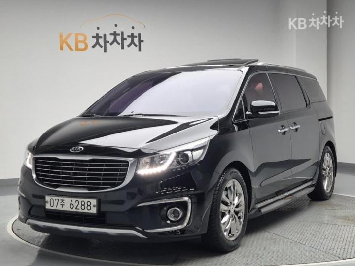 Kia Carnival 3.3 Gasoline Limousine President 2