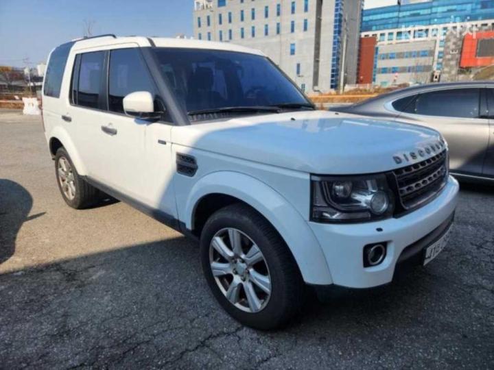 Land Rover Discovery 4 3.0 SDV6 SE 5